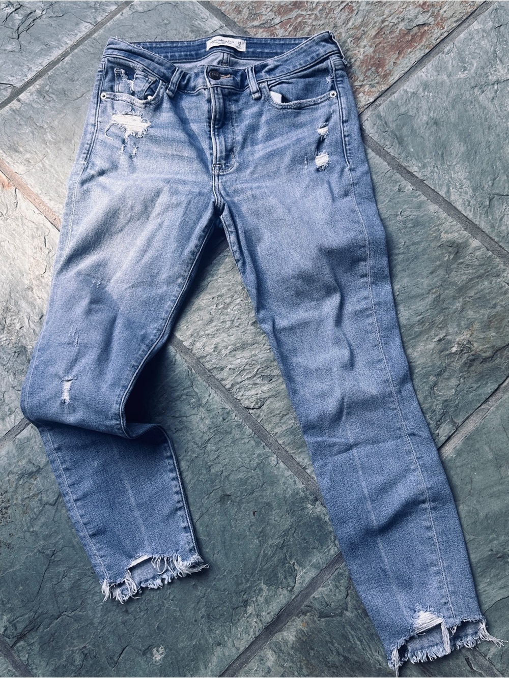 Abercrombie & Fitch The Super Skinny Ankle Mid Rise Jeans